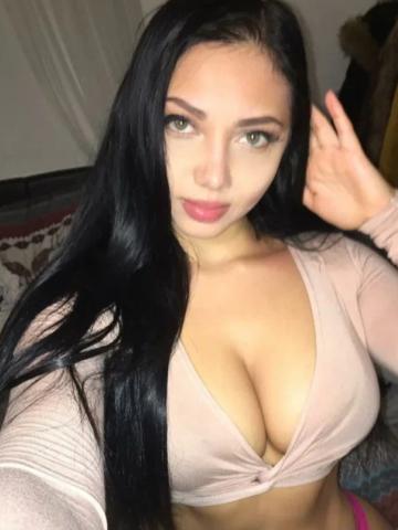 Моника фото 3